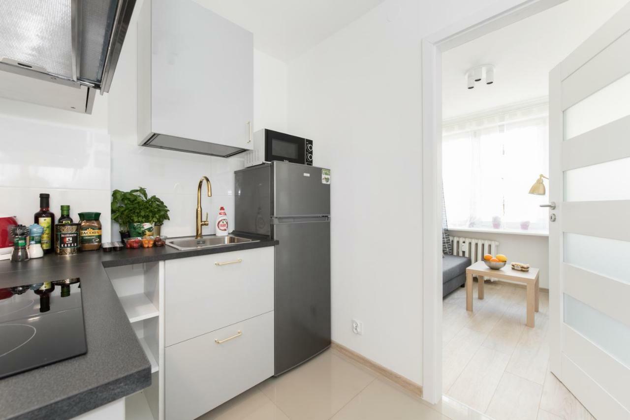 Superapart Luzycka 10 Warszawa Exteriör bild
